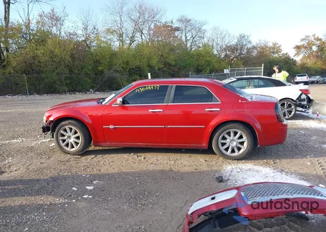 2006 Chrysler 300C z USA, uszkodzony, nr VIN 2C3KA63H96H389269